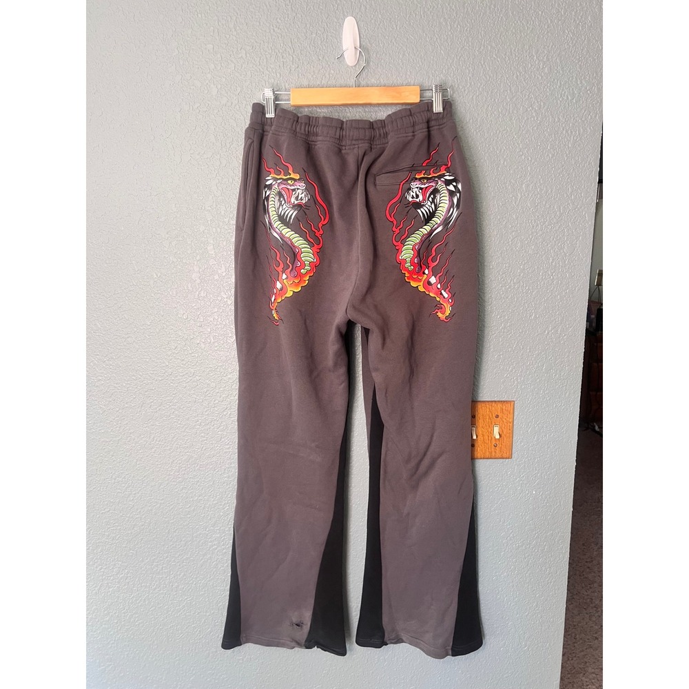 Ed Hardy Women Gray Flaming Cobra Graphic Flare Sweatpants EHM8007-2 Size L